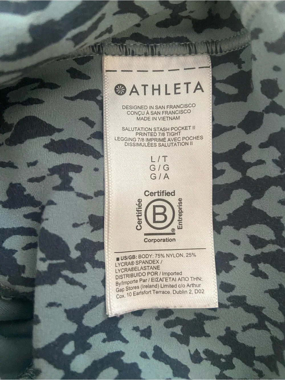 Athleta Salutation Stash Pocket II 7/8 Tight Leggings Printed Women’s Sz L